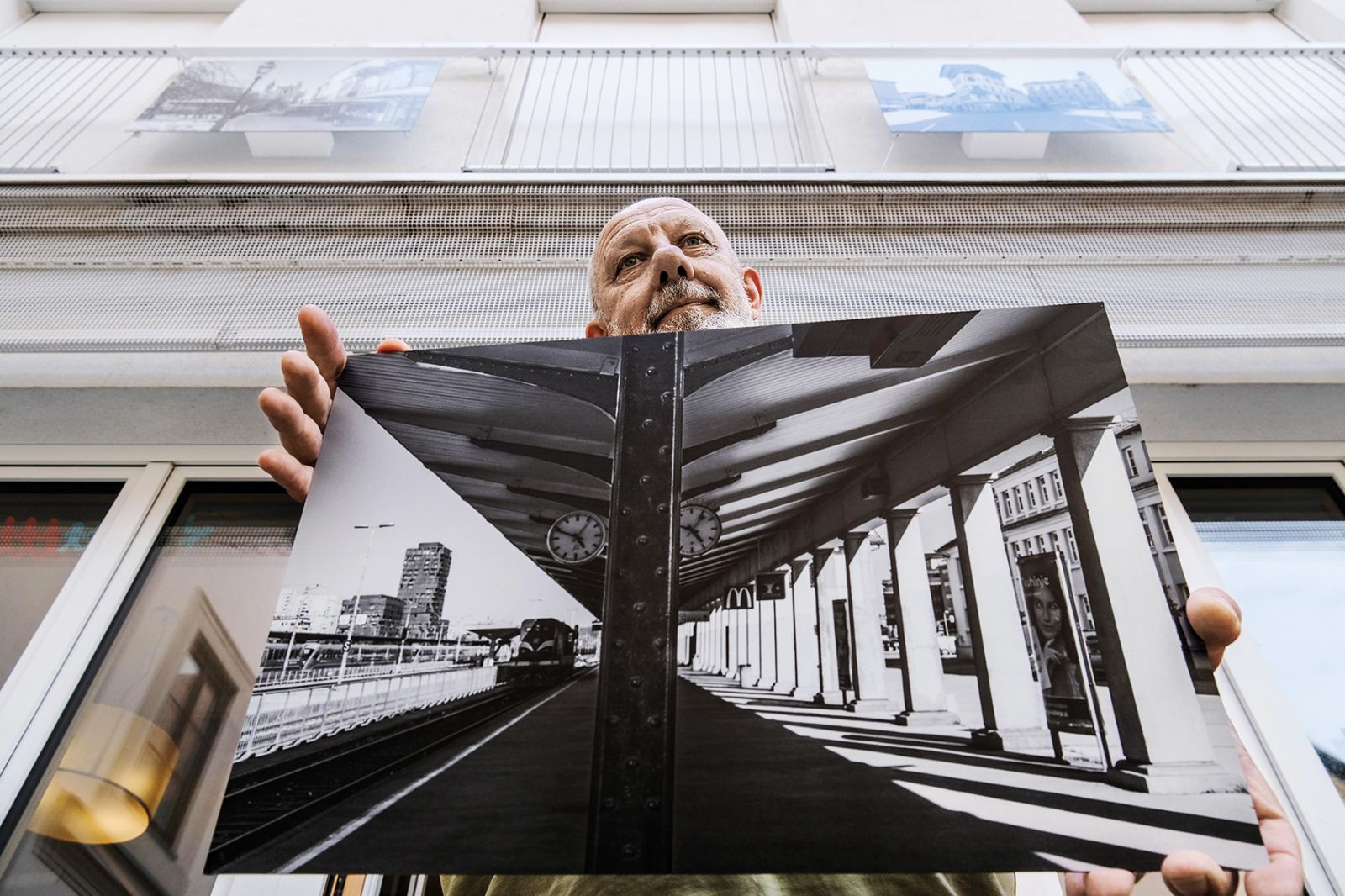 Bernhard Hinz: Ljubljana – poezija praznega mesta, Galerija Soteska, LJ | Janez Zalaznik