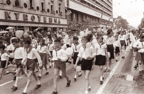 »Potrošnik ni skupinska identiteta«