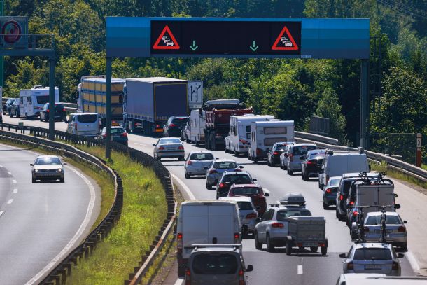 Običajen prizor na cestah v okolici prestolnice 