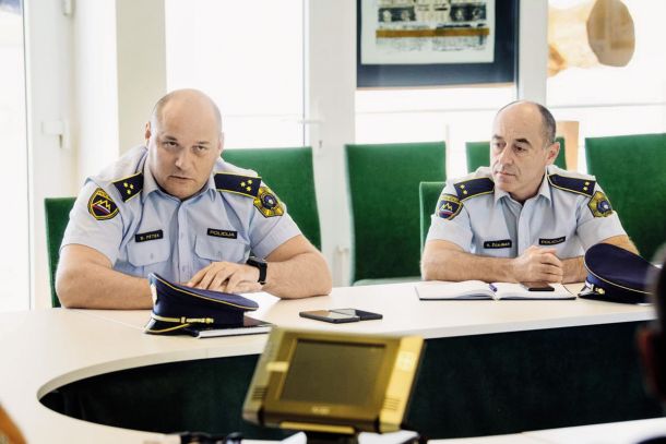 Občino Ivančna Gorica sta že 18. septembra obiskala predstavnika policijske postaje Grosuplje (na fotografiji) in se s podžupanom Tomažem Smoletom (SDS) pogovorila, kaj se dogaja v občini 