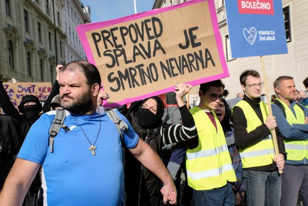 Utrinek s protishoda