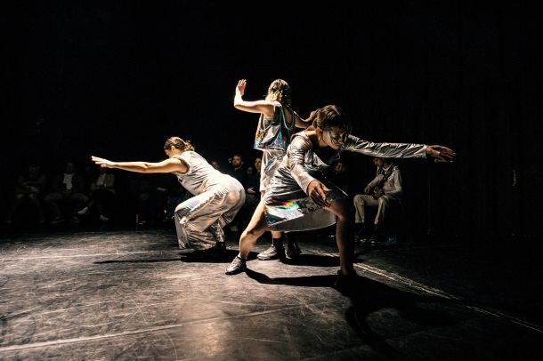 Julija Pečnikar, Alja Branc, Sara Janašković: Softwareness; Zavod NEST, CUK Kino Šiška, LJ 