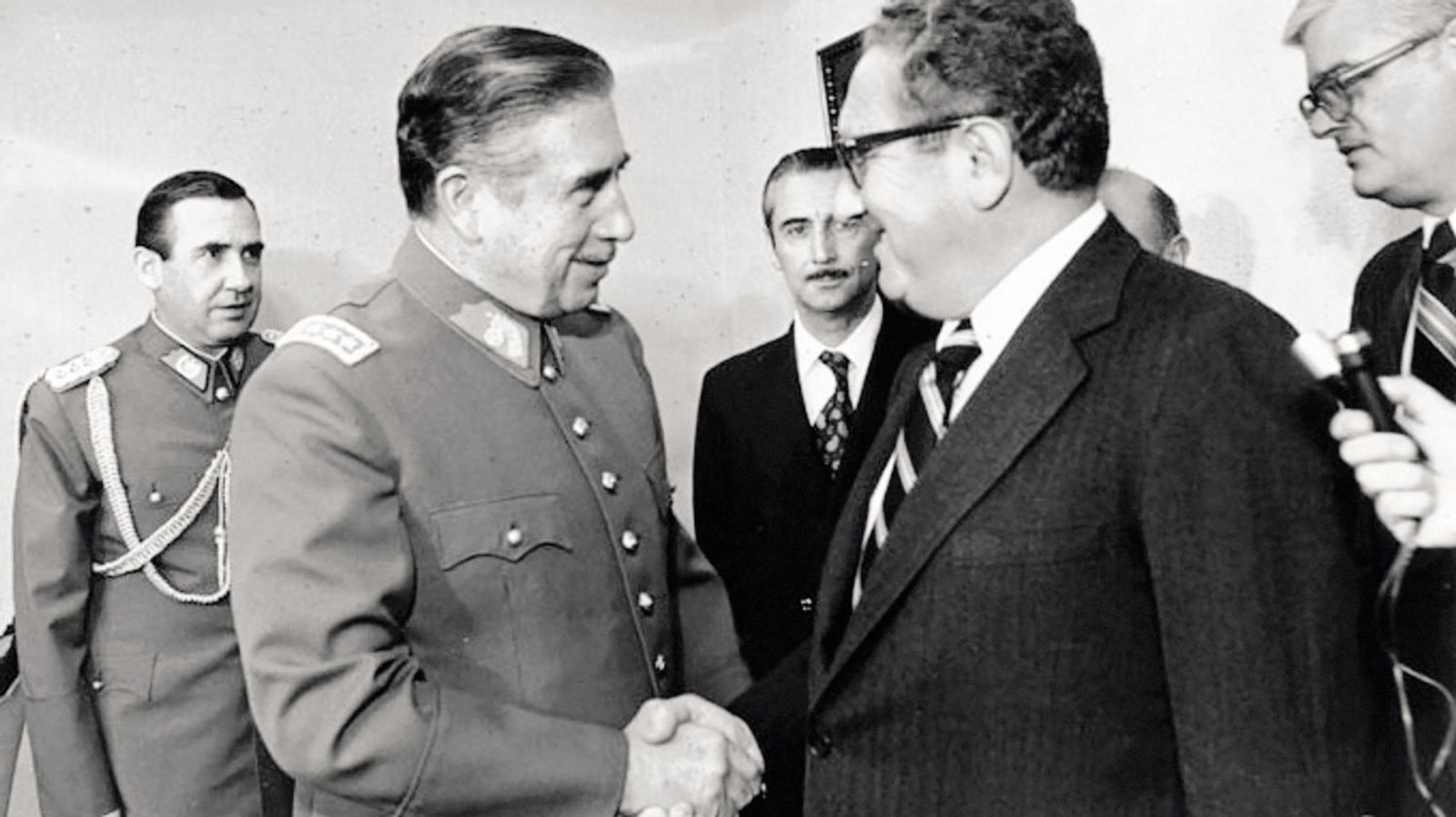 Henry Kissinger in čilski diktator Pinochet
