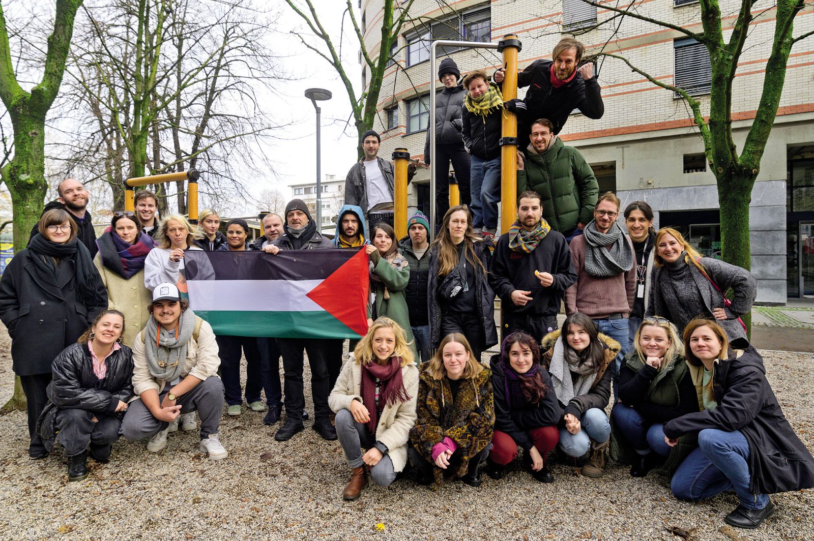 Ekipa Animateke ob koncu 20. festivala – v podporo Palestini, LJ | Katja Goljat