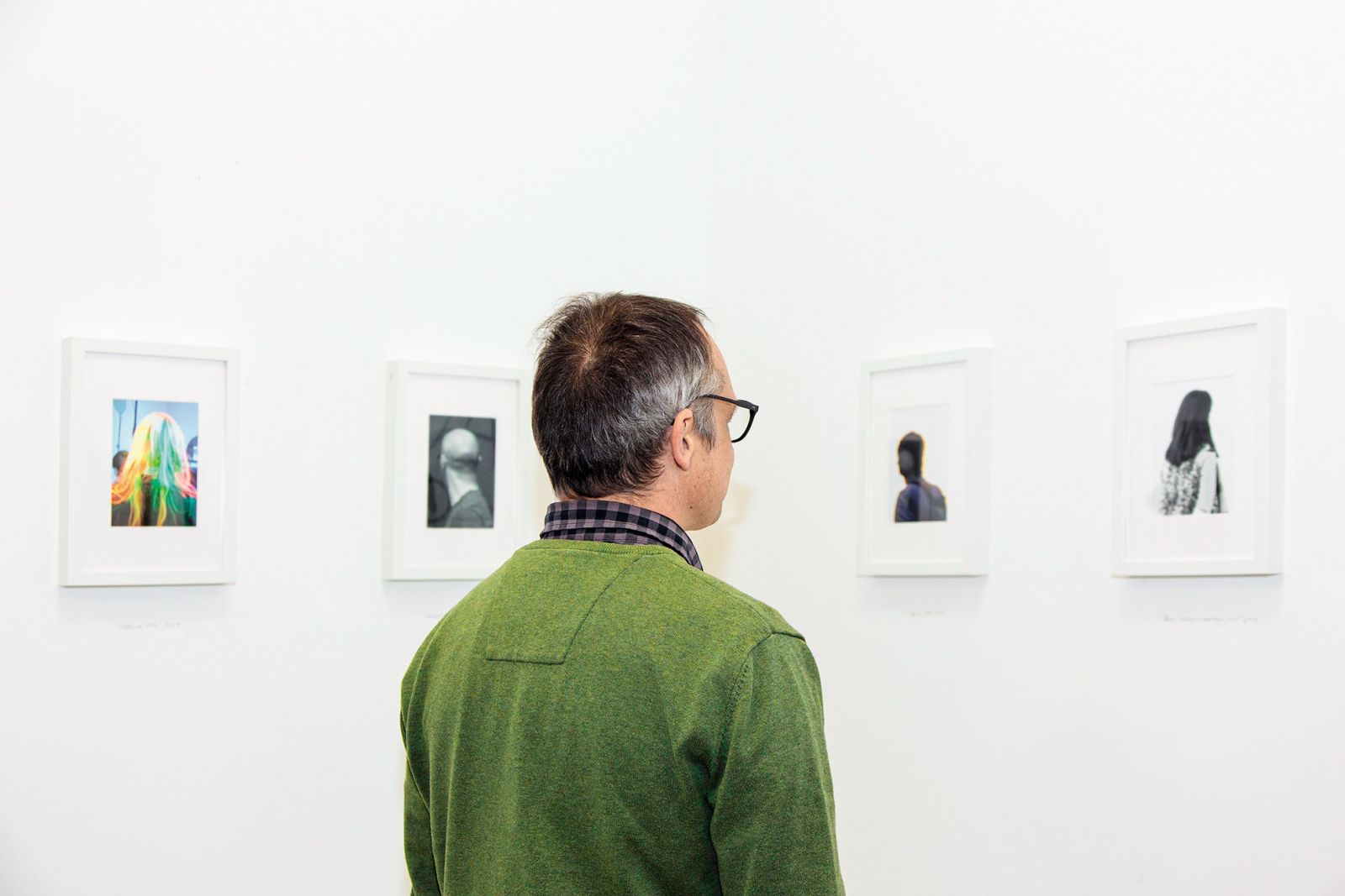 GalerijaGallery, Spomeniškovarstveni center, galerija, LJ: Viktor Bernik: Izbrana dela 2005–2023 in M#48: S lika | Sara Rman
