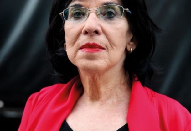 »Ta nagrada je moja in sem jo bila prisiljena odkloniti, ker mi jo je Katoliška cerkev umazala«