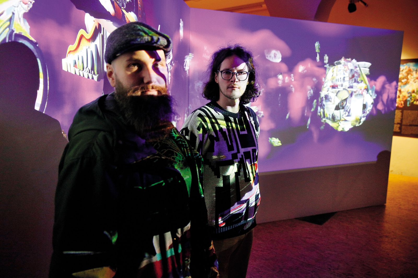 Nejc Trampuž: Popolnoma drugačna prihodnost, Adrijan Praznik in avtor, Galerija Simulaker, NM | Borut Krajnc