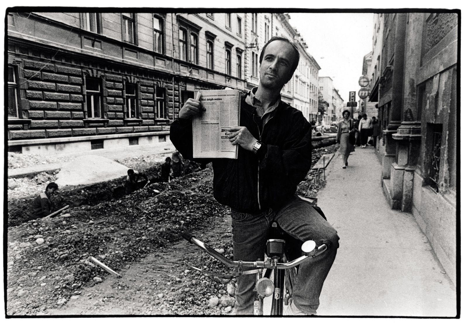 Vlado Miheljak, avtor članka Noč dolgih nožev v zaplenjeni Mladini, ki je maja 1988 razkril načrtovane aretacije novinarjev in drugih do vojske kritičnih posameznikov.