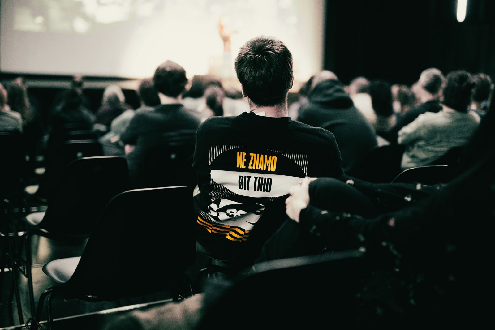 Večer resničnih zgodb in predstavitev knjige Brez nagobčnika: Radio Študent – že od 1969, Kino Šiška, LJ | Saša Krajnc