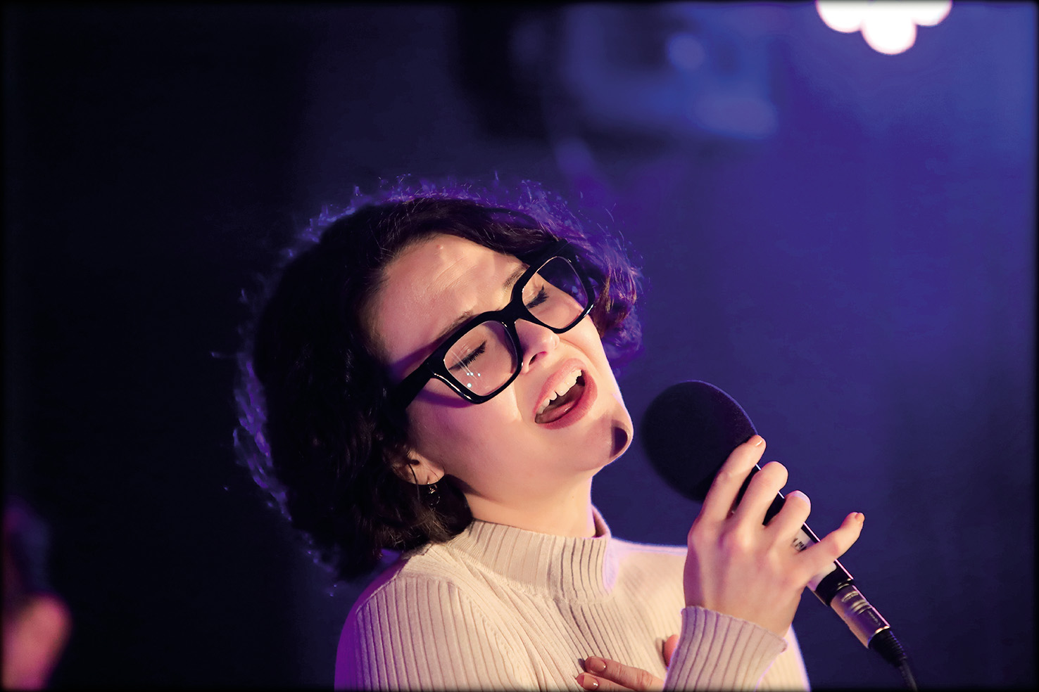 Nova frekvenca: 100 let jazza na Slovenskem, Ajda Stina Turek, Mestna knjižnica Ljubljana | Sunčan Stone