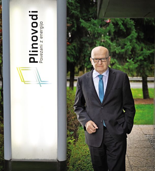 Direktor Energetske zbornice Marjan Eberlinc, eden izmed najbolje plačanih državnih menedžerjev, letos bo predvidoma zaslužil 179 tisoč evrov bruto, pravi, da so zaposleni v energetiki v zadnjem letu naredili izjemno delo za stabilizacijo razmer. 