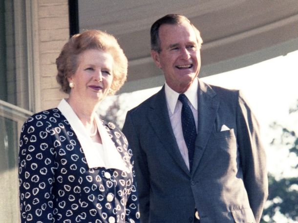 : Leto 1987: takratna britanska premierka Margaret Thatcher in takratni presednik ZDA George Bush (starejši