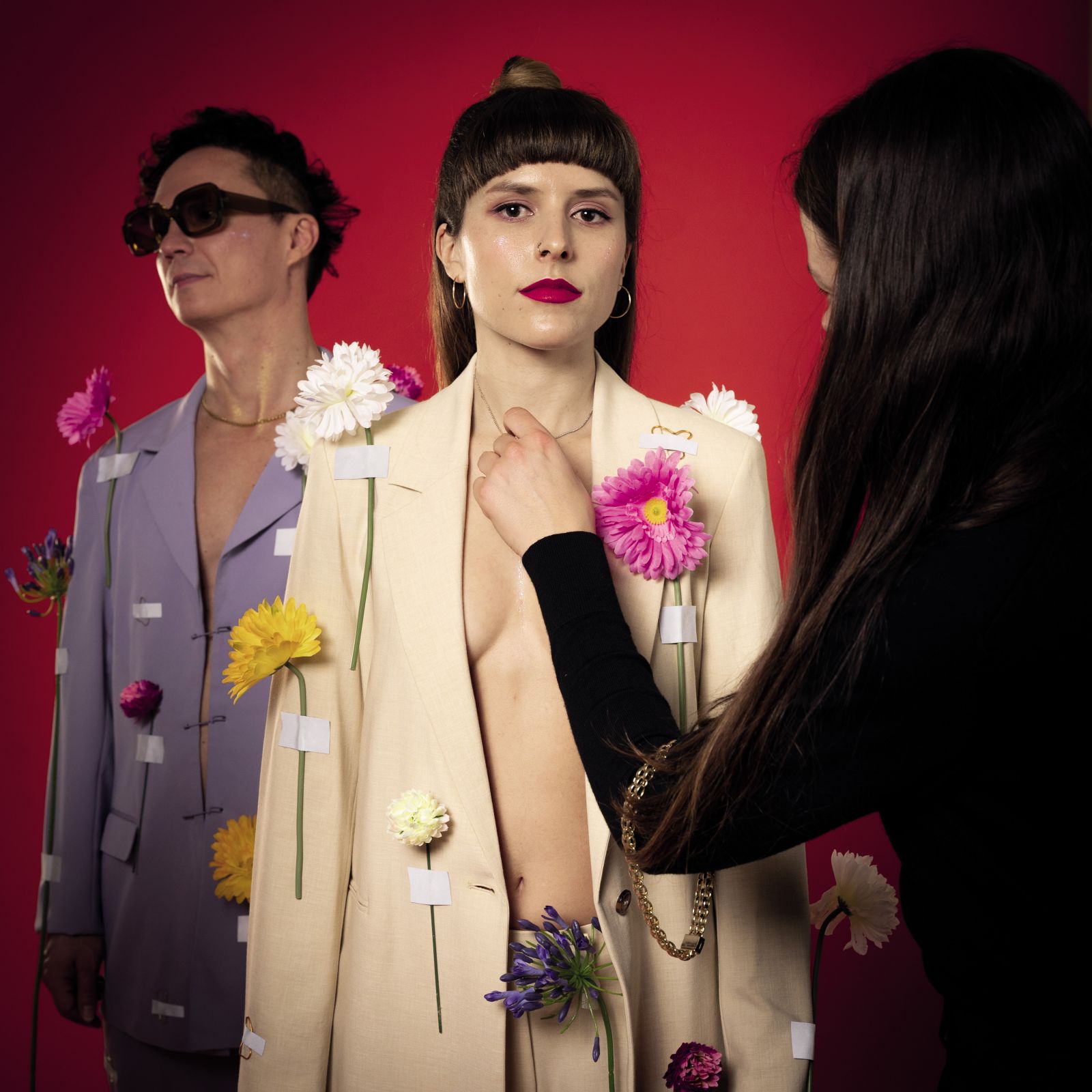 Saša Vipotnik (AKA Neomi) /  Glasbenica in nevrologinja, ki je s svojim prefinjenim pop izrazom vnesla svežino v domači srednji tok