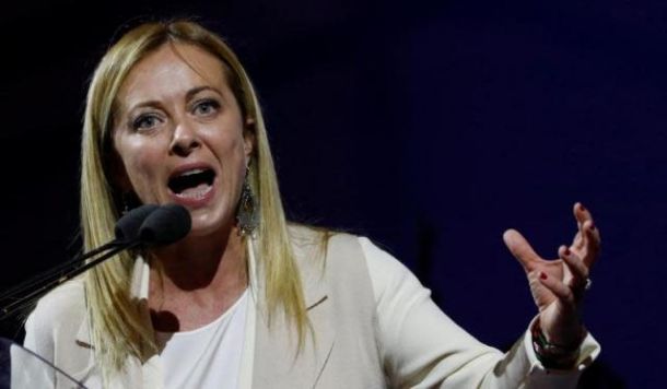 Na regionalnih volitvah v italijanski deželi Abruci j slavil kandidat desnega vladnega tabora premierke Giorgie Meloni. Deželni predsednik Marco Marsilio iz skrajno desnih Bratov Italije