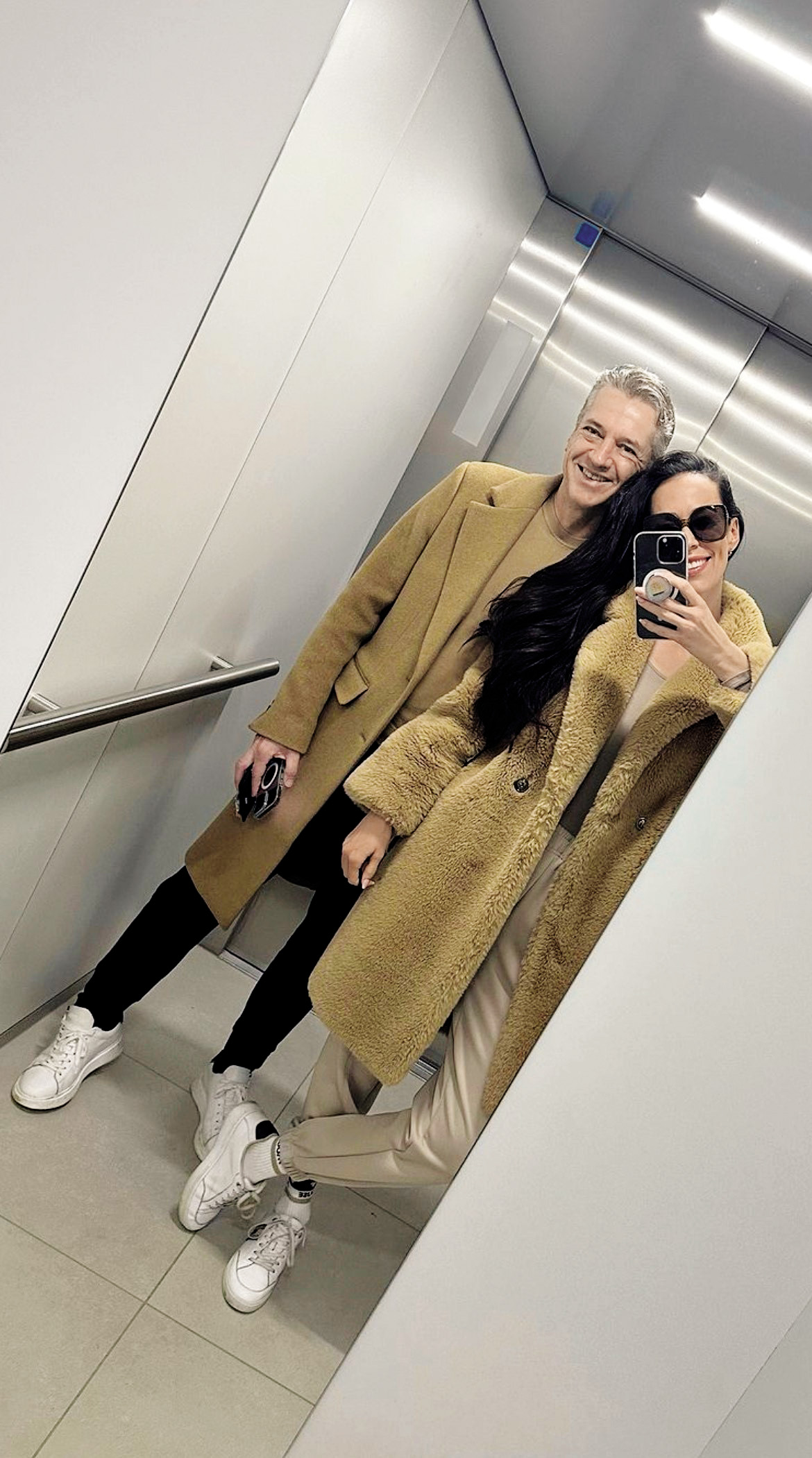 Za ljudi: Robert Golob in Tina Gaber sta zelo aktivna na družbenih omrežjih