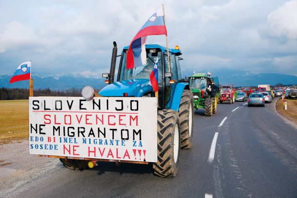 Protest proti namestitvi prosilcev za azil v Šenčurju leta 2016