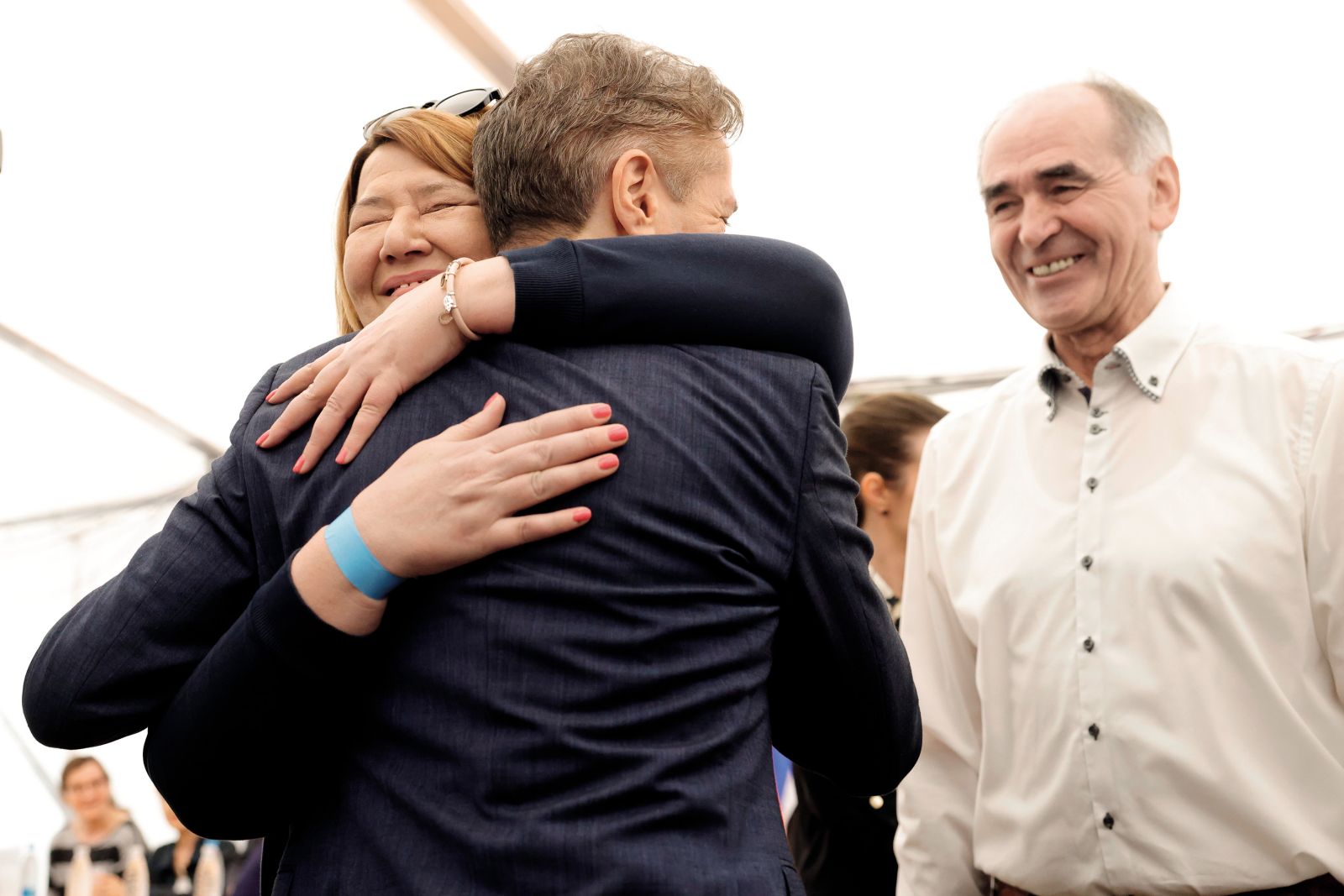 Vesna Vukovič, bivša generalna sekretarka stranke, in Robert Golob na festivalu Gibanja Svoboda na Zbiljah | Luka Dakskobler