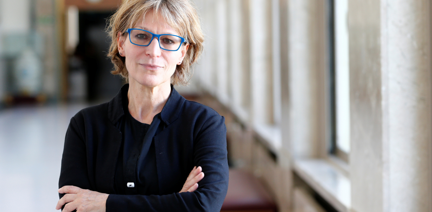 Generalna sekretarka Amnesty International Agnes Callamard je poseben poudarek dala izraelskemu očitnemu neupoštevanju mednarodnega prava v Gazi, ki da ga potencirajo njegove zaveznice