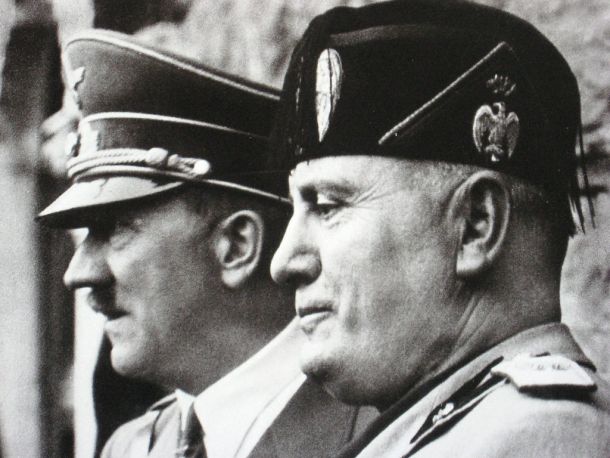 Hotler in Mussolini