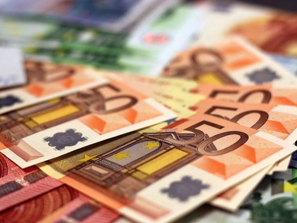 Buržoazno novinarstvo ali buržurnalizem