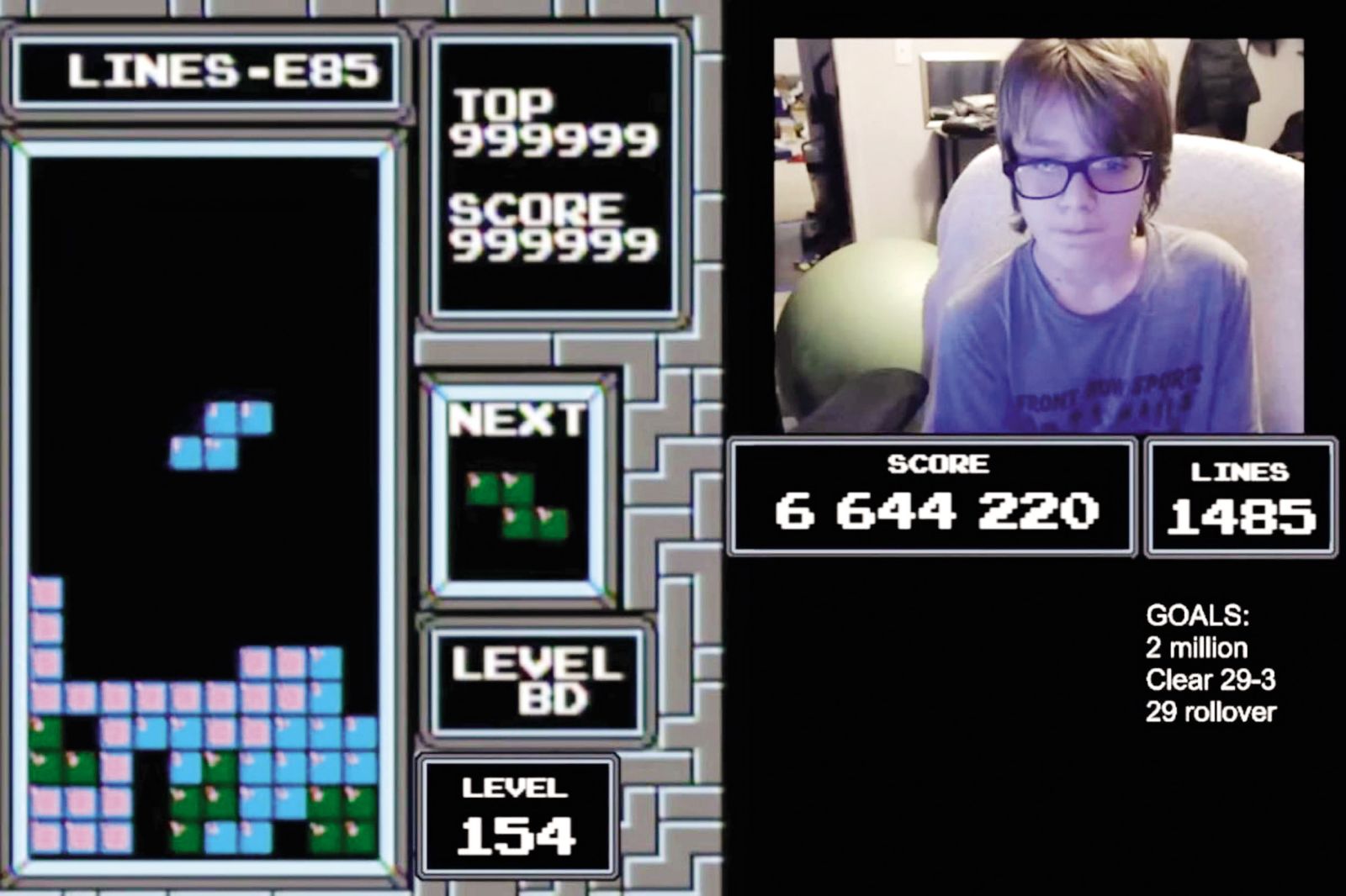 Willis Gibson trenutek ali dva preden je na 157. ravni »premagal« Tetris