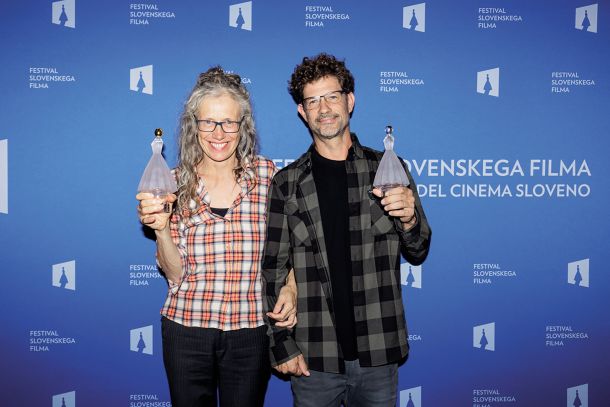 Partnerja zasebno, pri ustvarjanju in organizaciji kulturnih dogodkov: producentka Špela Trošt in režiser Tomaž Grom z vesnama, ki ju je na zadnjem Festivalu slovenskega filma prejel film Ne misli, da bo kdaj minilo.