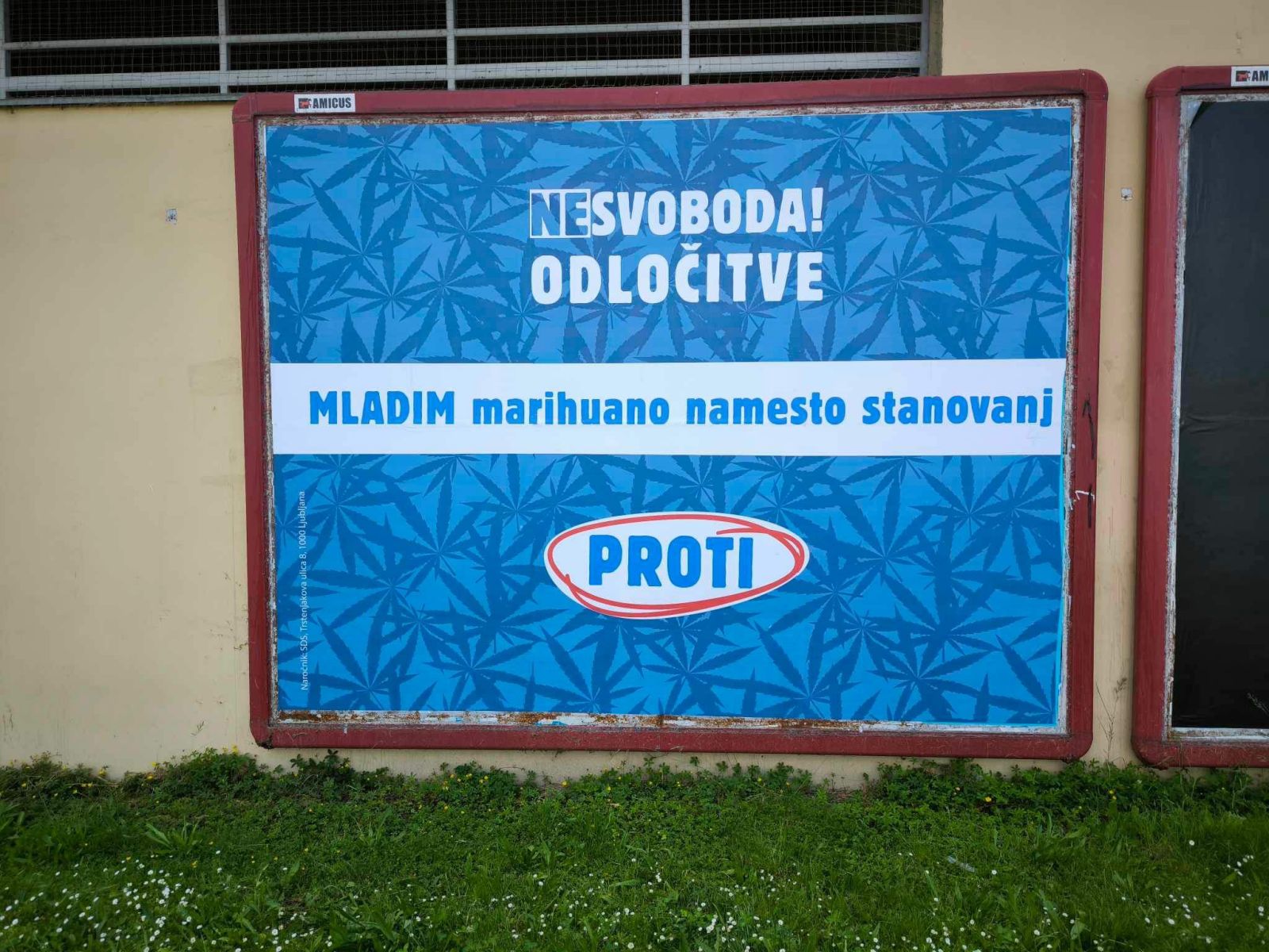 Primer predvolilnega plakata SDS, ki vsebuje elemente grafične podobe Gibanja Svoboda