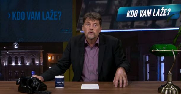 Voditelj oddaje Kdo vam laže? Boris Tomašič, sicer tudi direktor Nova24TV