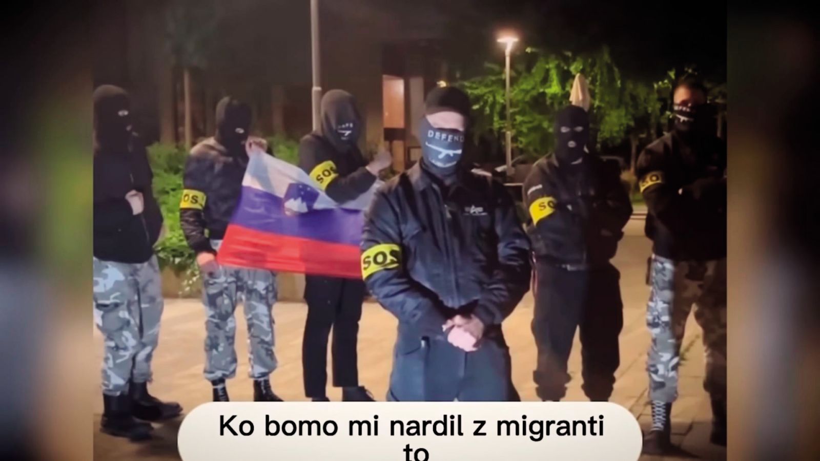 Kako poteka, prosto po Slovenski obrambni straži, zavarovanje Ljubljane? Najprej se skupina obleče v temna oblačila in si nadene maske …