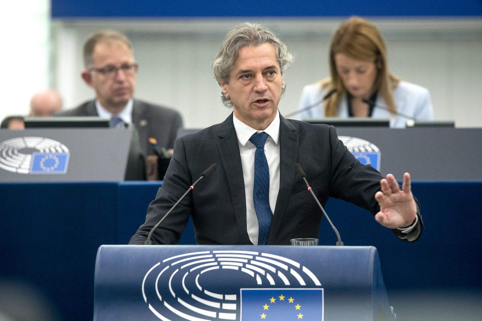 Robert Golob med govorom v Evropskem parlamentu