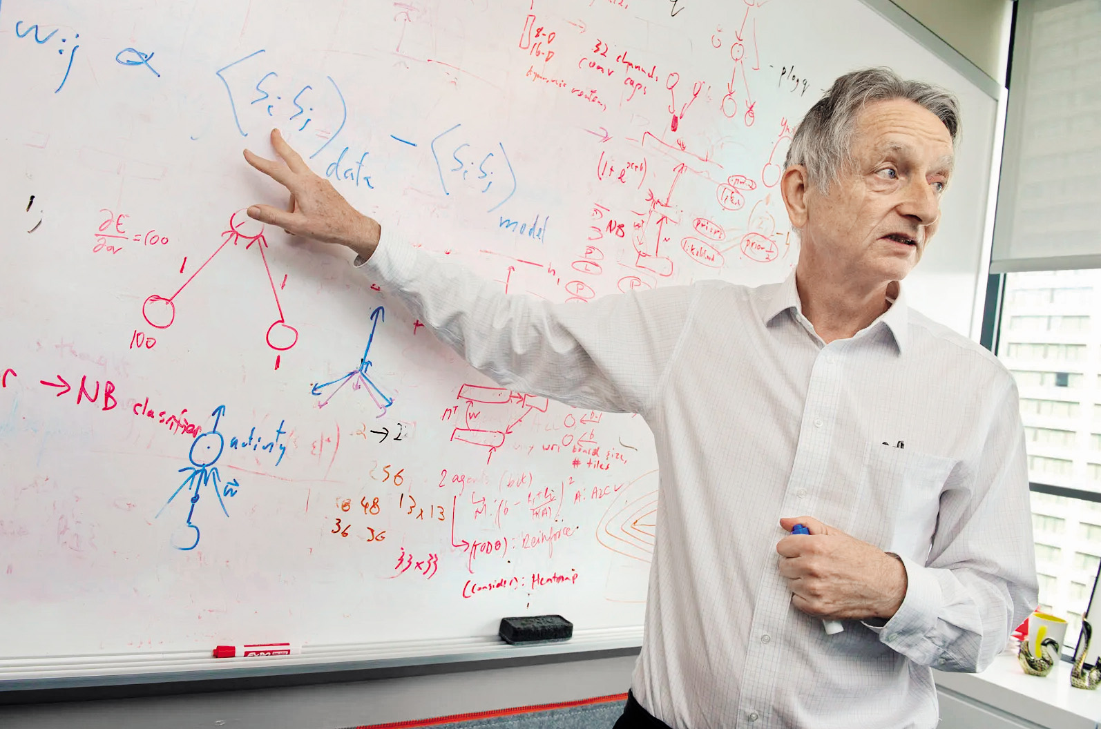 Geoffrey Hinton, »boter umetne inteligence«, najboljšo rešitev za zagato, ki bo nastala zaradi radikalne avtomatizacije, prepoznava v ideji univerzalnega temeljnega dohodka (UTD).
