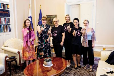 Tudi kabinet predsednice republike je ZA