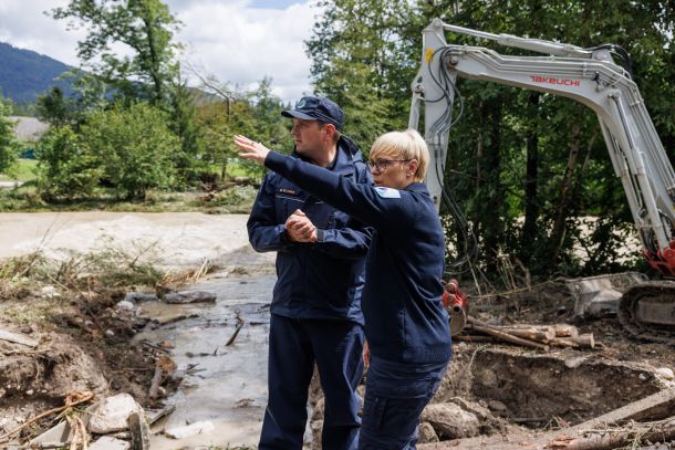 »Na obzorju so temni oblaki; grozi ujma, najhujša po drugi svetovni vojni«