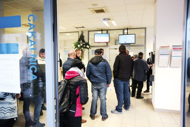 Upravna enota Ljubljana, dddelek za tujce