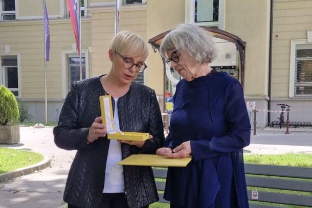 Predsednica republike Nataša Pirc Musar in Anita Ogulin