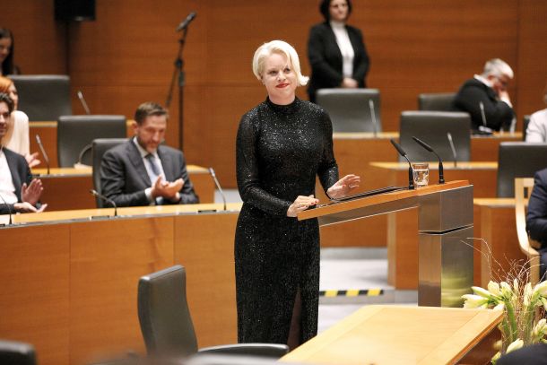 Urška Klakočar Zupančič
