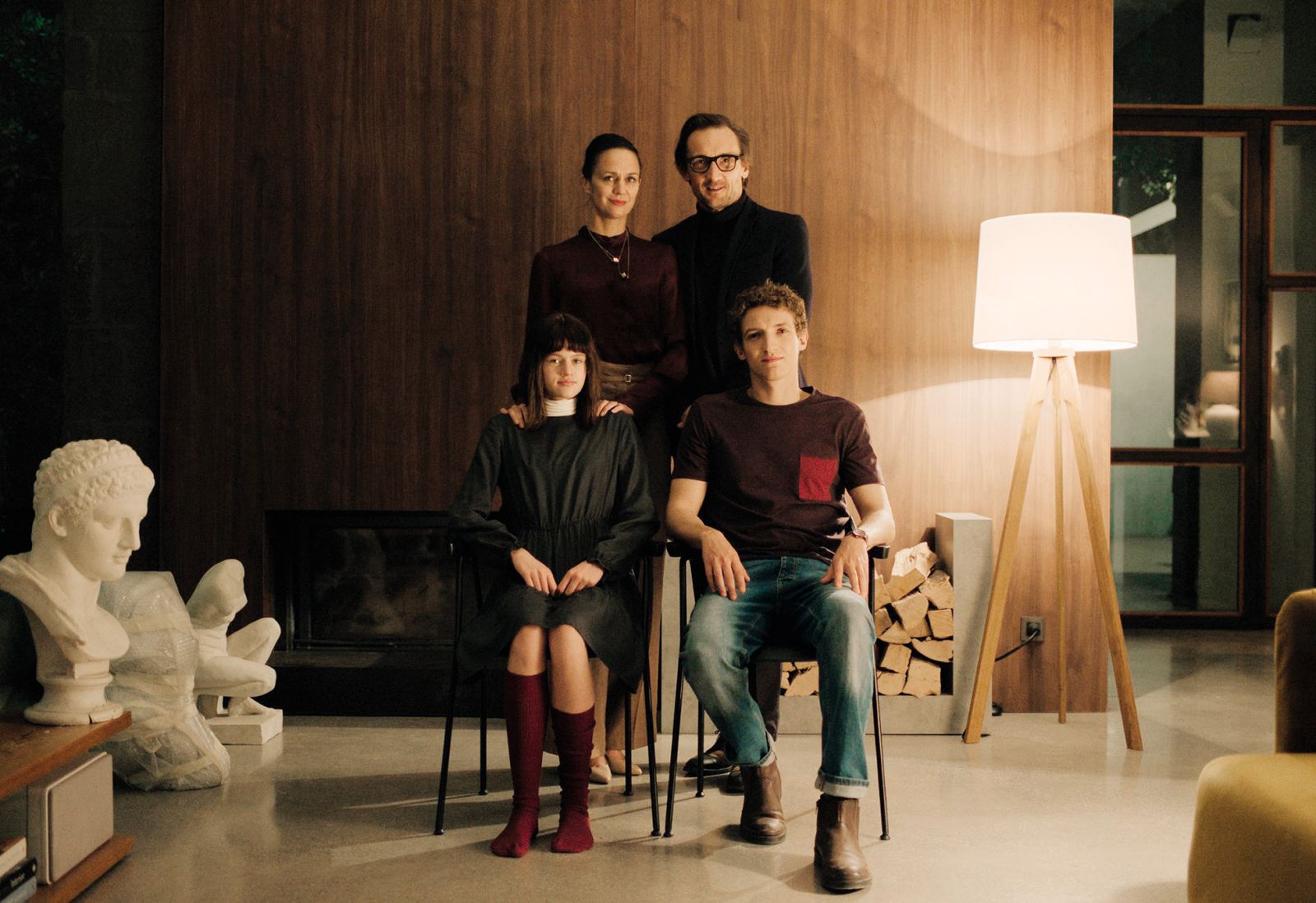 Protagoniste filma Odrešitev za začetnike so upodobili Katarina Stegnar, Marko Mandić, Mila Bezjak in mladi kanadski igralec Aliocha Schneider.