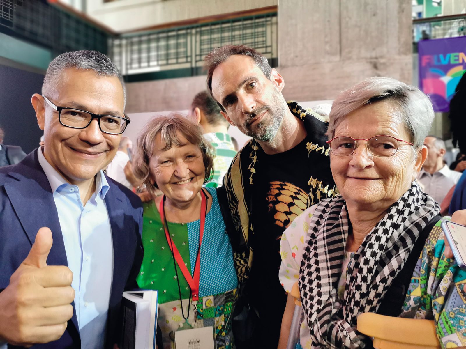 Venezuelski kulturni minister Ernesto Villegas Poljak, Ana Jug, Erik Valenčič in Karolina Koglot, Mednarodni knjižni sejem FILVEN, Caracas, Venezuela | Založnik