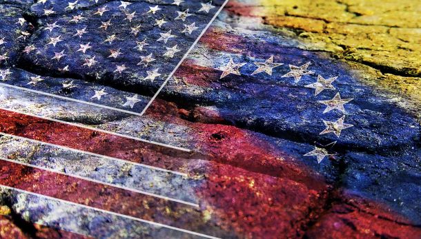 »Utihnite glede Venezuele in nehajte ubijati demokracijo v ZDA«