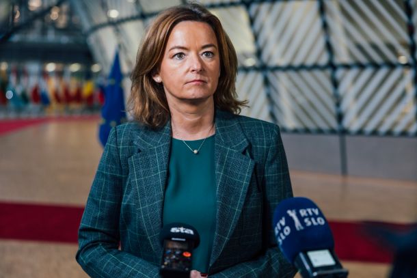 Ministrica Tanja Fajon