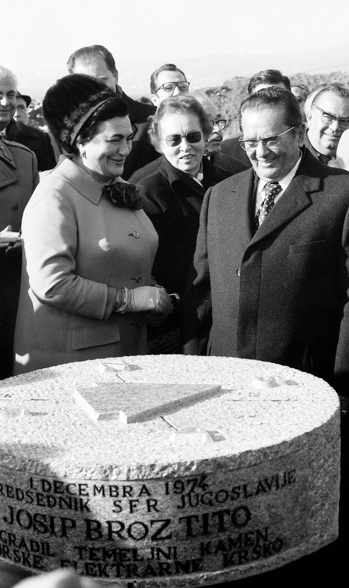 Predsednik SFRJ Josip Broz Tito je 1. decembra 1974, pri svojih 82 letih, položil temeljni kamen za krško nuklearko.