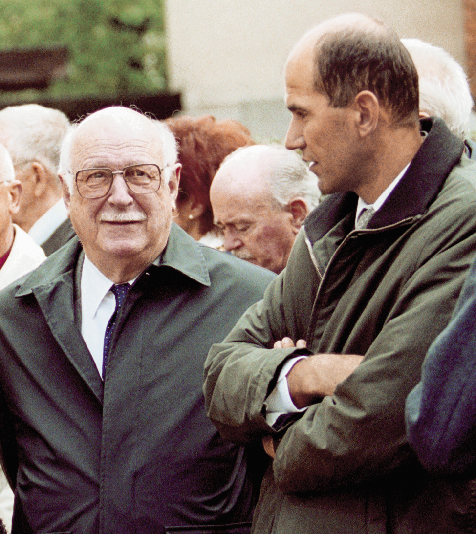 Dušan S. Lajovic je razkril seznam Udba.net. Lajovic, ki je bil v mladosti protikomunist, je po drugi svetovni vojni odšel v Avstralijo in bil osebni prijatelj Janeza Janše. Fotografija je iz leta 2003.