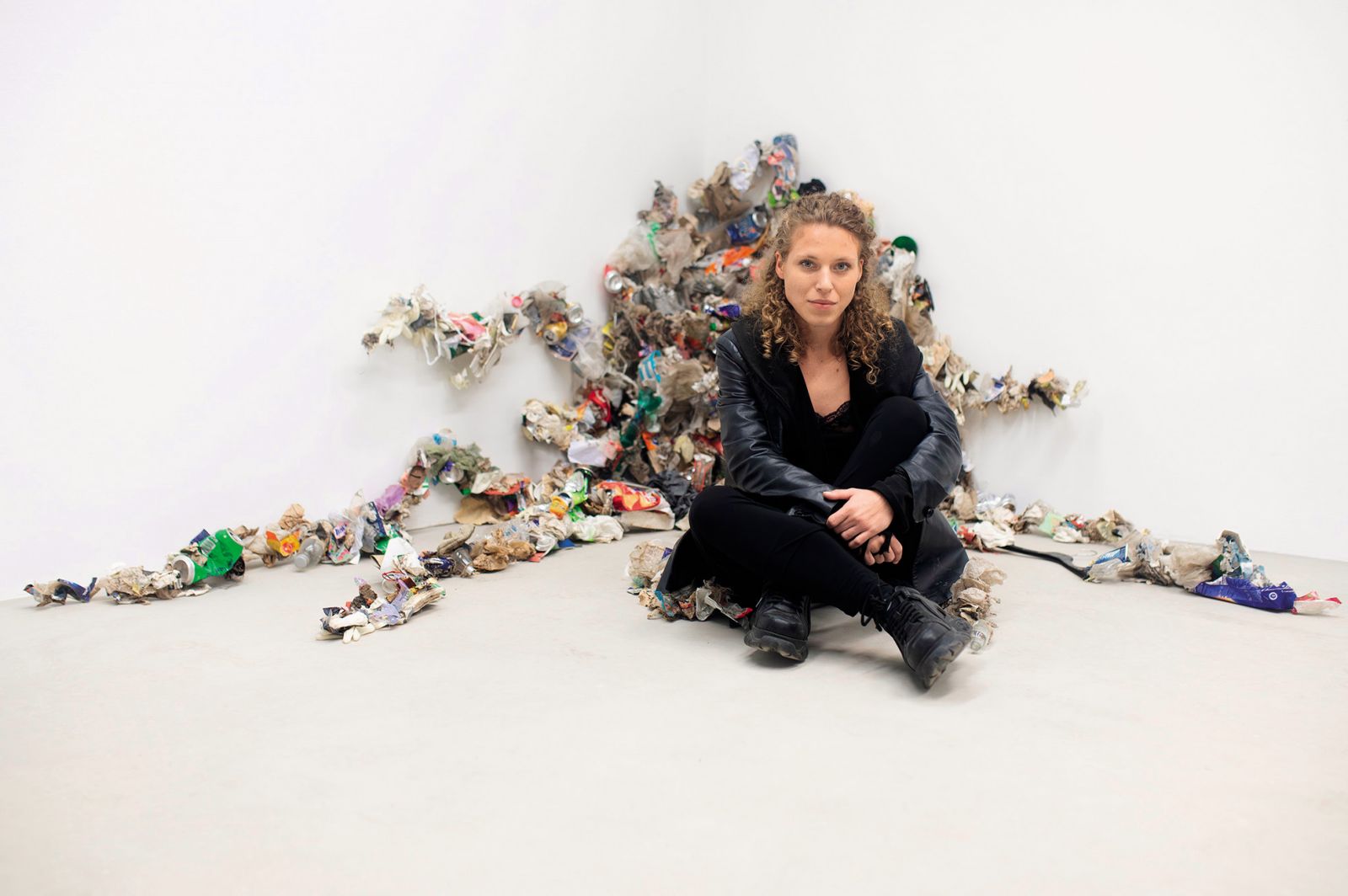 Lučka Centa: ARTE-FAKT; Maribor Art Walk, galerija Tkalka, MB | Gregor Salobir