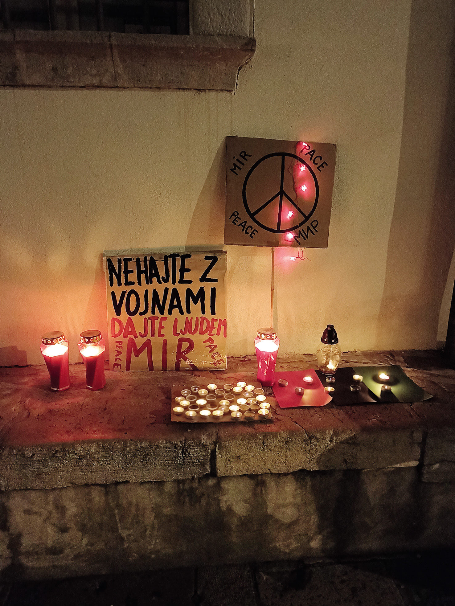 Iz Kopra za Gazo in vse gnusne vojne | ljubaljuba