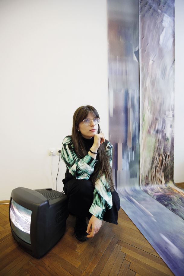 Lucija Klauž: Nikoli se ne vrnem na isto mesto, vsakič se spotaknem ob nekaj drugega (opišem naj …), Galerija P74, LJ 