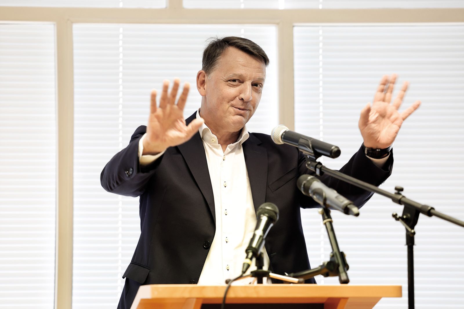 Tone Rop, nekoč predsednik politične stranke LDS in vlade, kasneje evropski bančnik