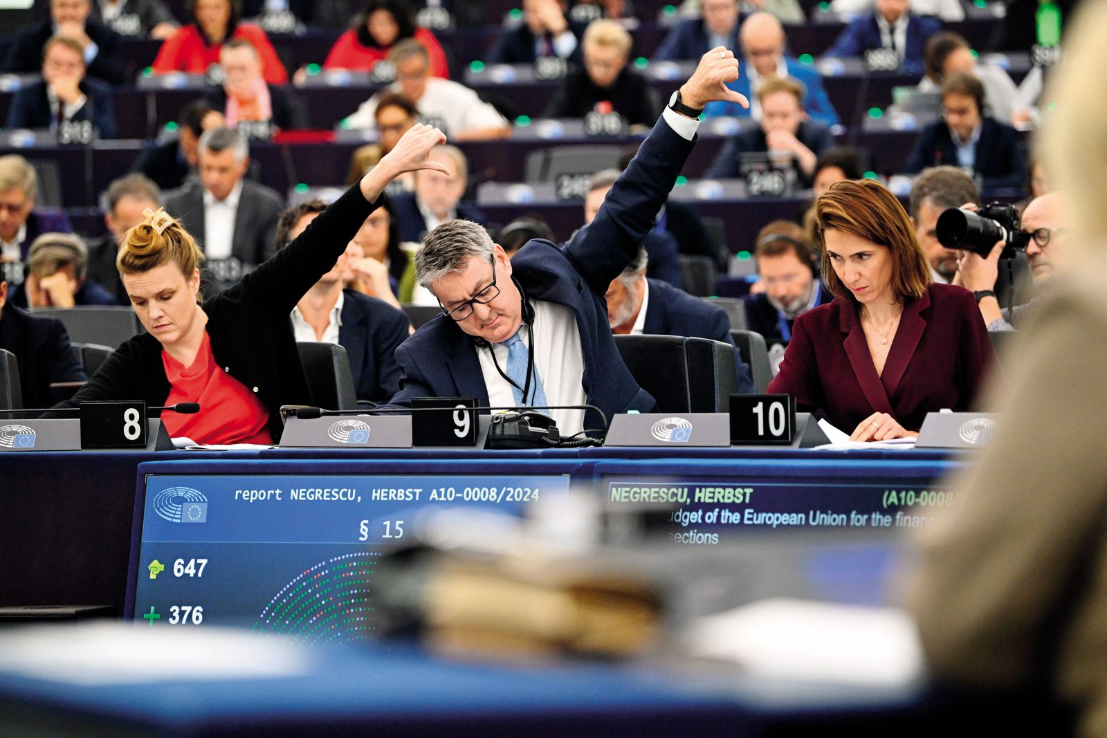 Glasovanje o proračunskih dokumentih v evropskem parlamentu