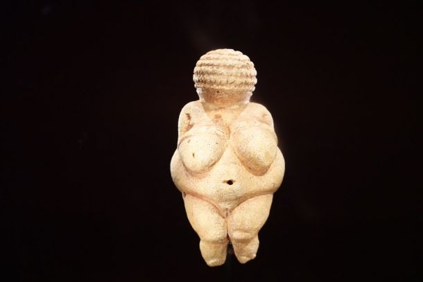 Kamenodobna pornografija