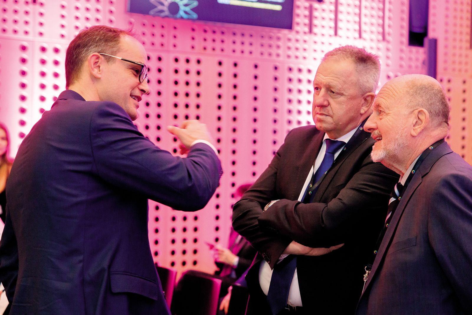 Platforma sodelovanja na Festivalu podjetništva: Anže Logar, Zdravko Počivalšek in Zmago Jelinčič | Luka Dakskobler