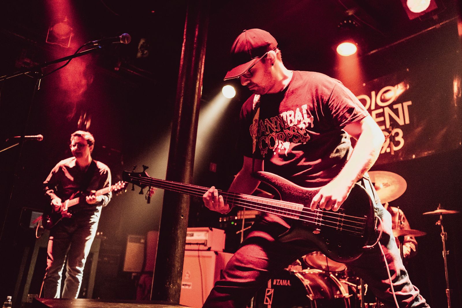 Samokres | Izak Kermc